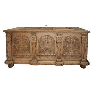 Coffre Renaissance sculpté