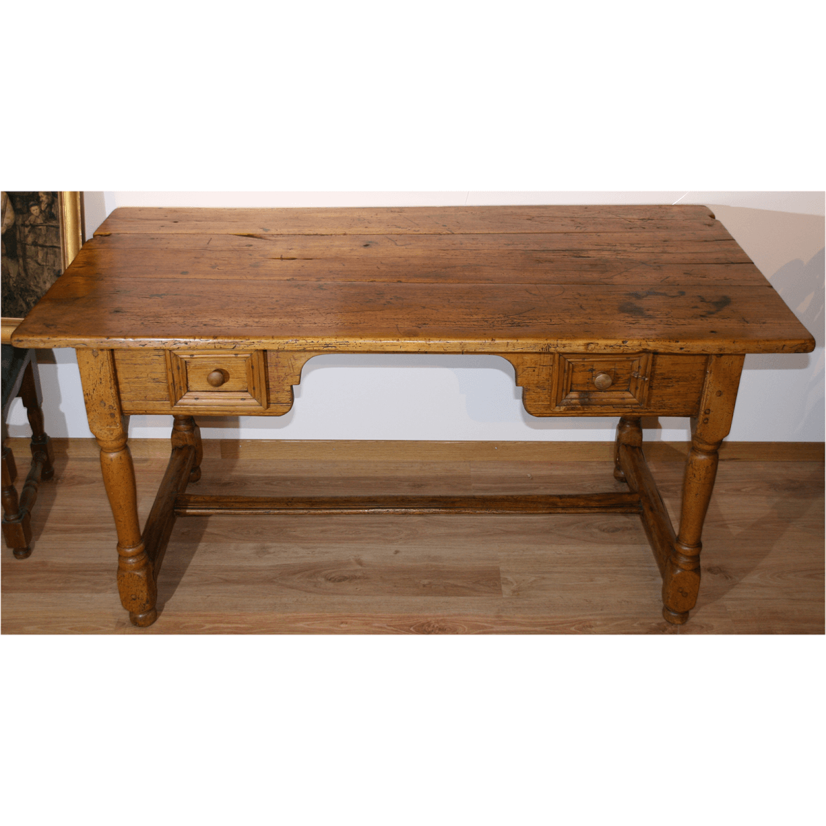 Table bureau