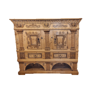 Dessus de vaisselier de 1688 transformé en dressoir